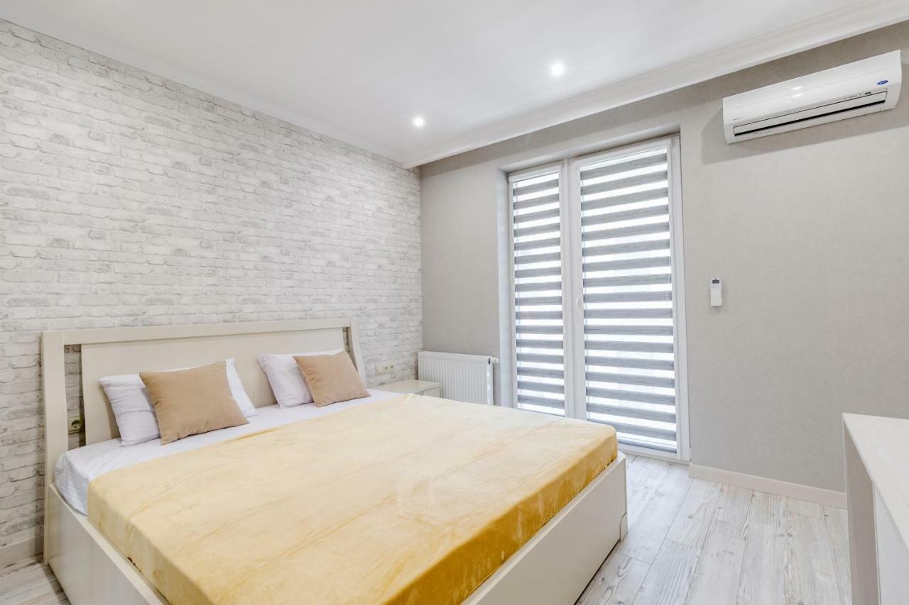 Inshiapartments On Hazova Str 3 Львов Экстерьер фото