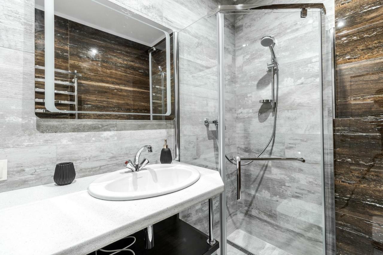 Inshiapartments On Hazova Str 3 Львов Экстерьер фото